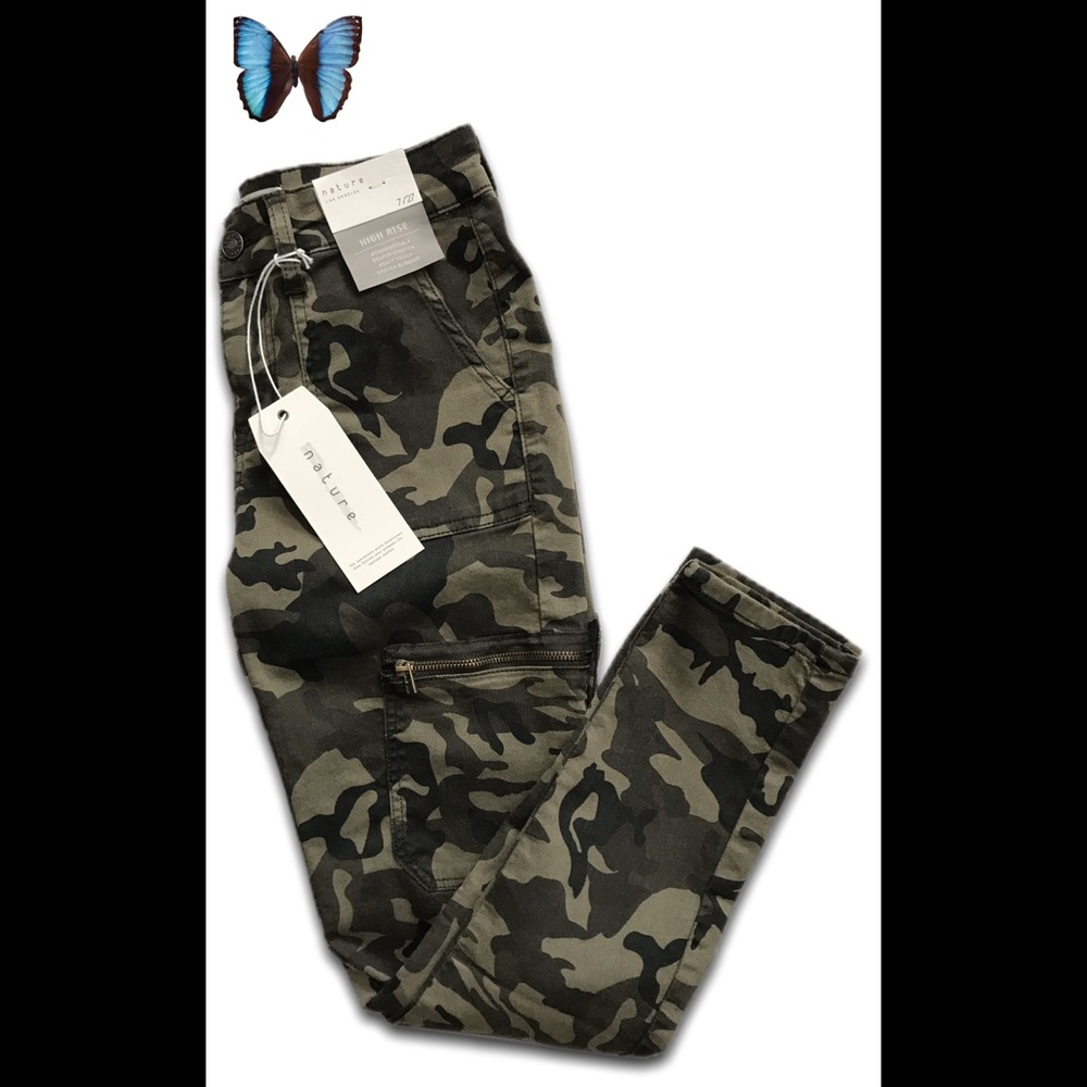 🔥Neture🔥 SZ 27 NWT Camo Skinny Stretch Jean